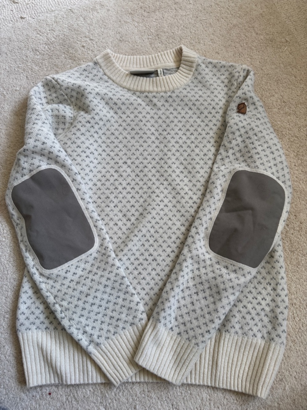 Fjallraven Ovik Crewneck Sweater with Gray Elbow Patches